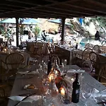 Bed & Breakfast Eco Del Mare Night And Day Beach Club Lerici