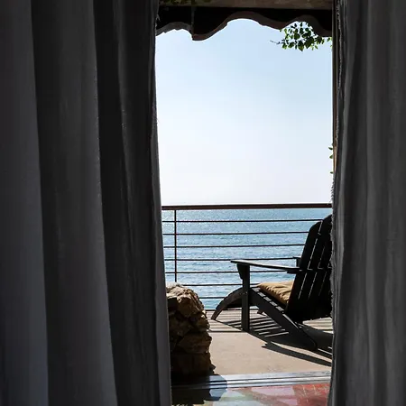 Eco Del Mare Леричи