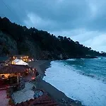 לינה וארוחת בוקר Eco Del Mare לריצ'י