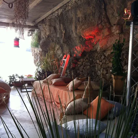Eco Del Mare Night And Day Beach Club Bed and Breakfast