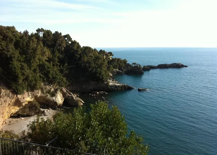 Eco Del Mare Couette-café Lerici